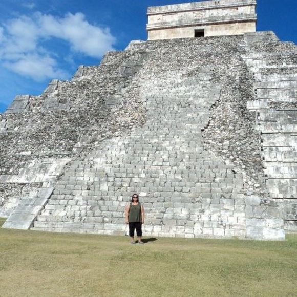 Meet your Posher, Kim - Picture 1 of 1